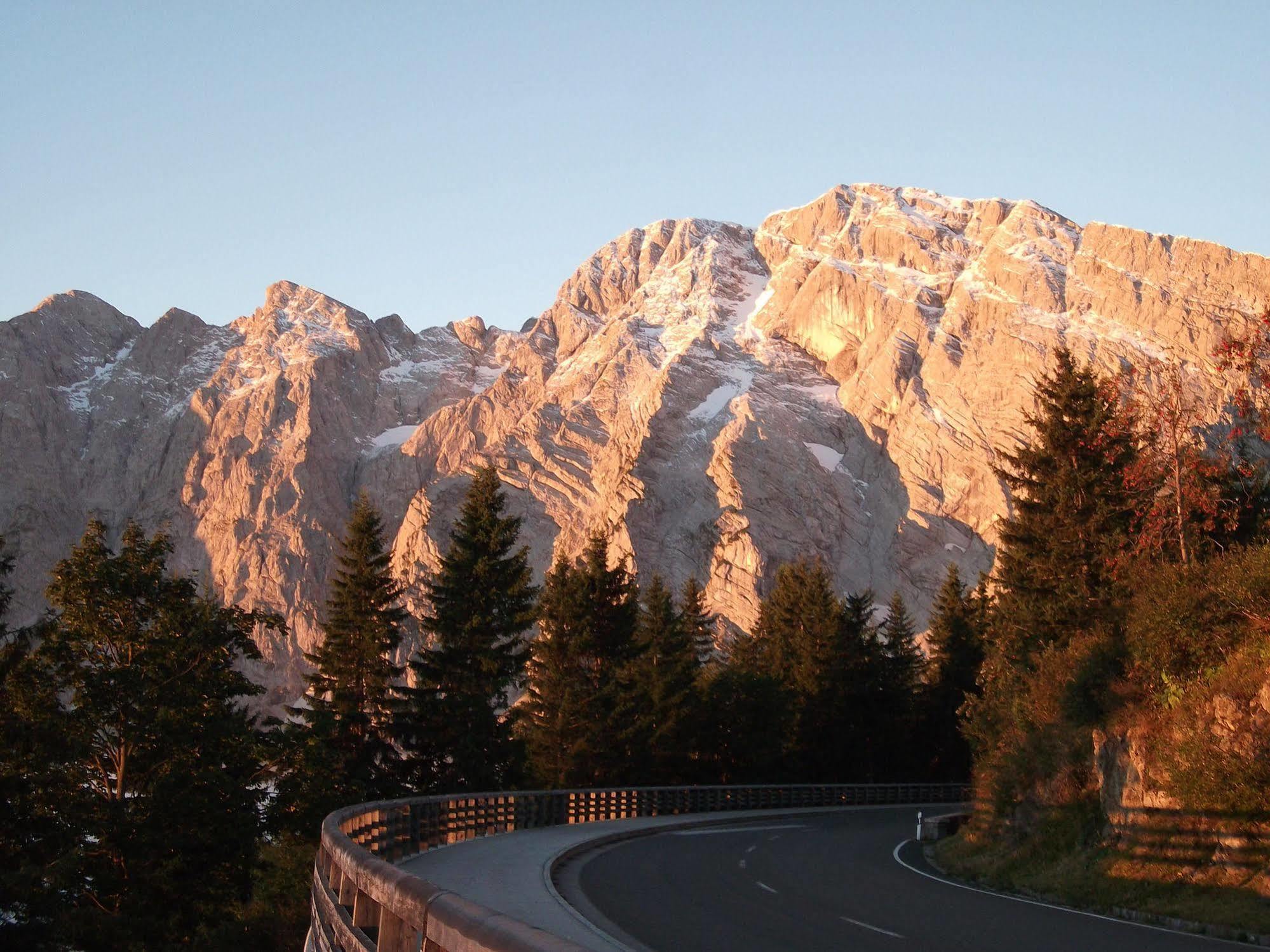 Alpen-Hotel Seimler Берхтесгаден Экстерьер фото
