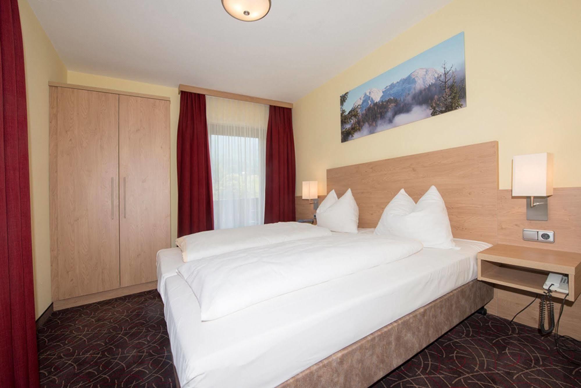 Alpen-Hotel Seimler Берхтесгаден Экстерьер фото